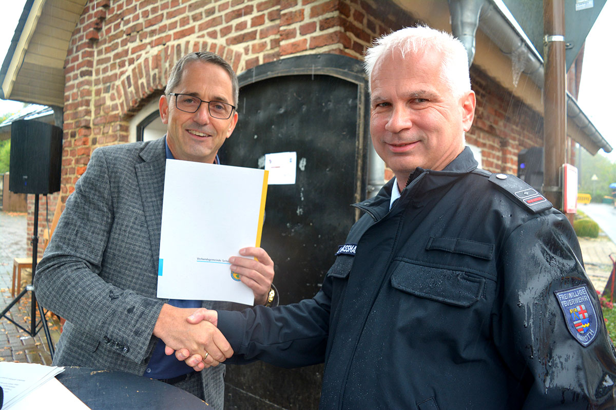 Feuerwehr Maroth feierte Einweihung ihres neuen Fahrzeugs