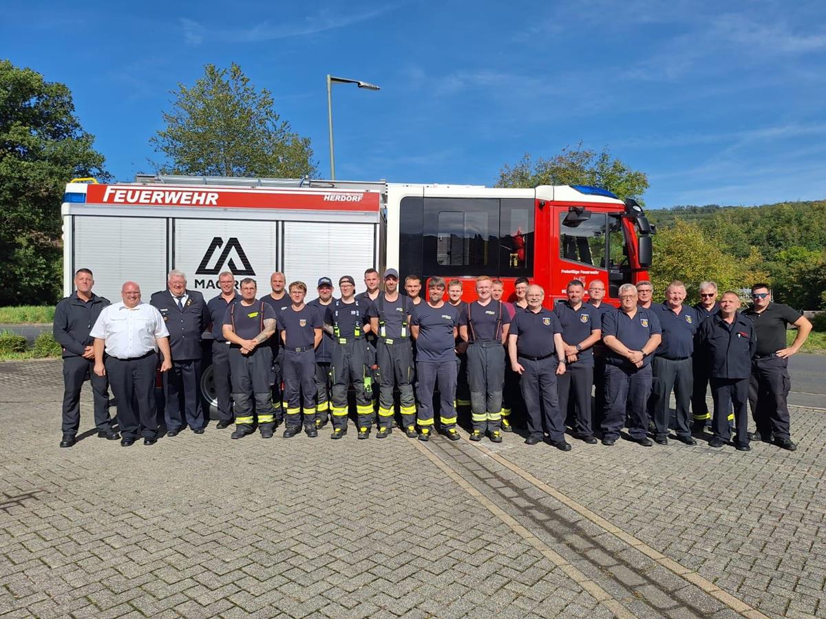 Einsatzkrfte beweisen beim Feuerwehrleistungsabzeichen in Herdorf Teamgeist und Knnen