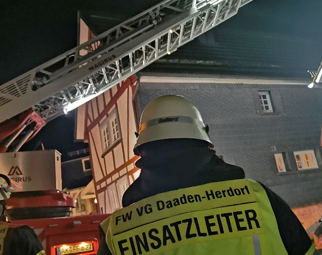 Einsatz in Daaden: Gasgeruch entpuppt sich als Kaminbrand