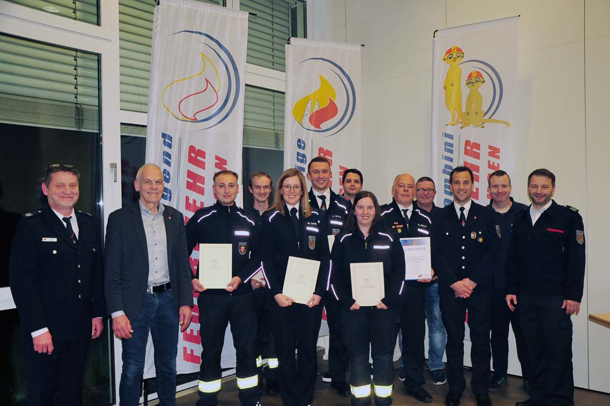 Jahresversammlung des F�rdervereins und Dienstversammlung beim L�schzug Horhausen 