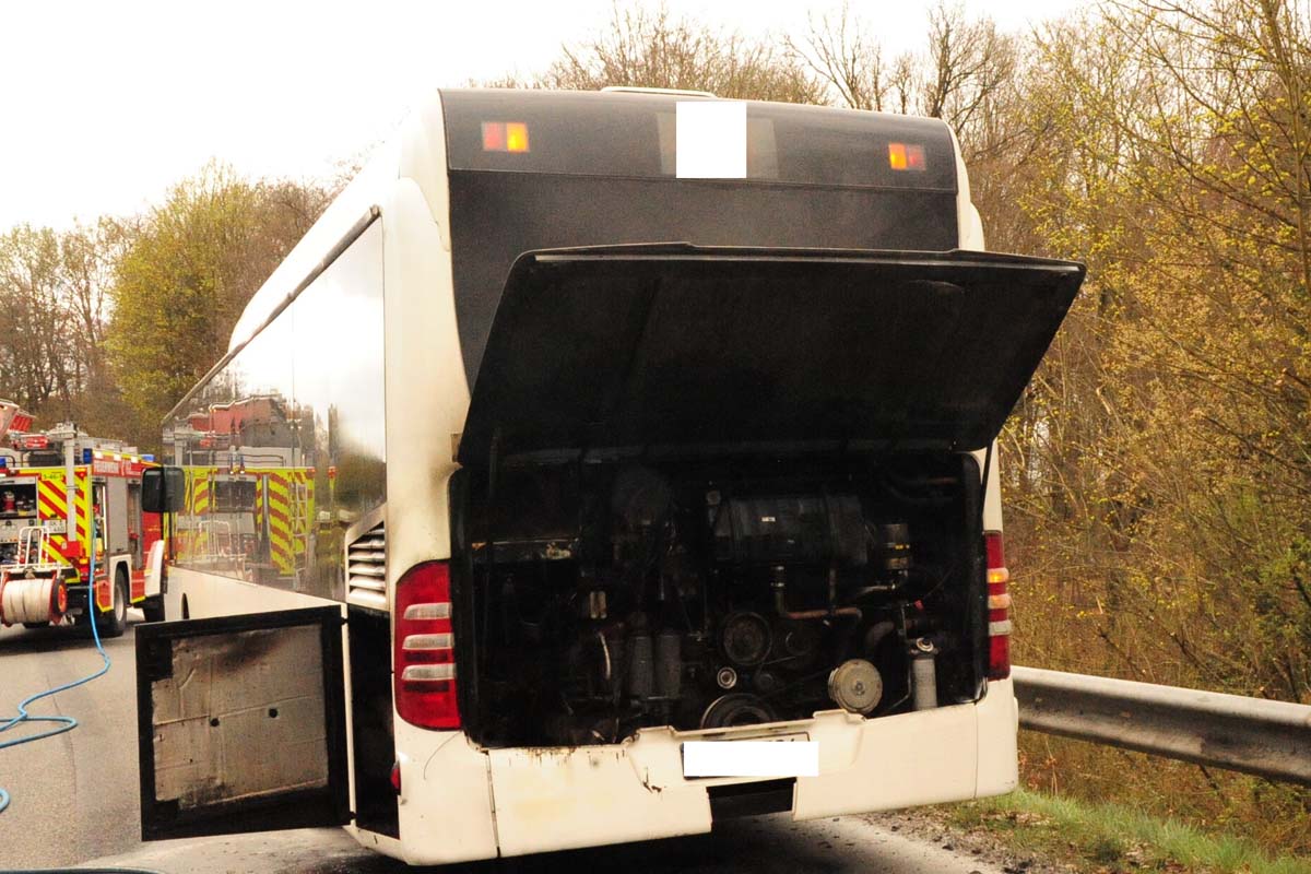 Linienbus brannte im Motorraum (Bild: kk�)