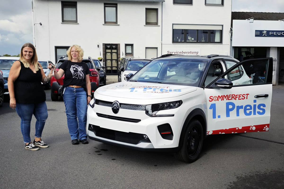 Autohaus Ramseger �bergab den 1. Preis an die Freunde der Kinderkrebshilfe/Unnauer Paten