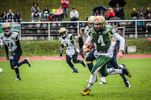 Konzentrierter Blick nach vorne: Quarterback Christian Baader und die Farmers wollen den nchsten Schritt zur Meisterschaft machen. Foto Copyright Fighting Farmers Montabaur/fischkoppMedien 