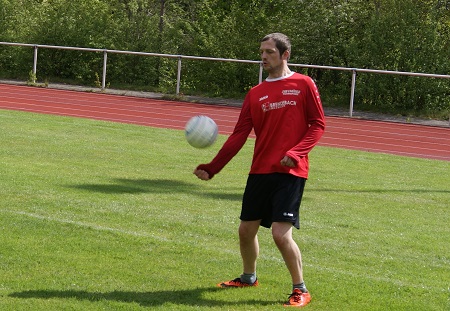 Faustball: Abschlussspieltag der Mnner 19+ des VfL Kirchen