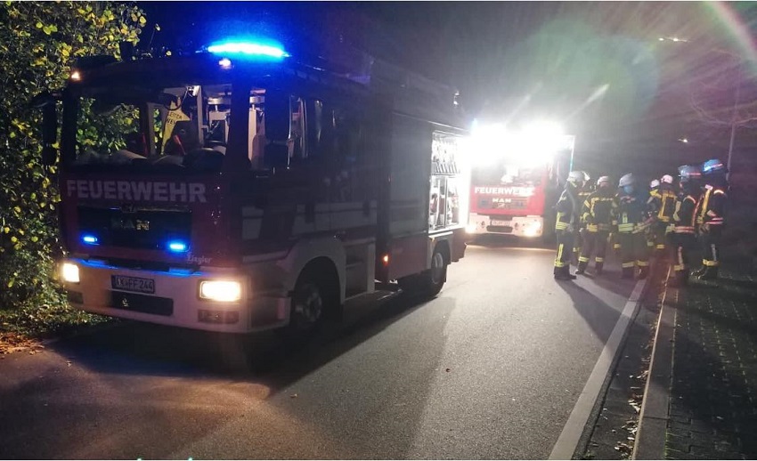 Die Feuerwehr im Einsatz in Michelbach (Fotos: <a href=https://www.facebook.com/feuerwehr.Berod target=_blank>Feuerwehr Berod/Facebook</a>)