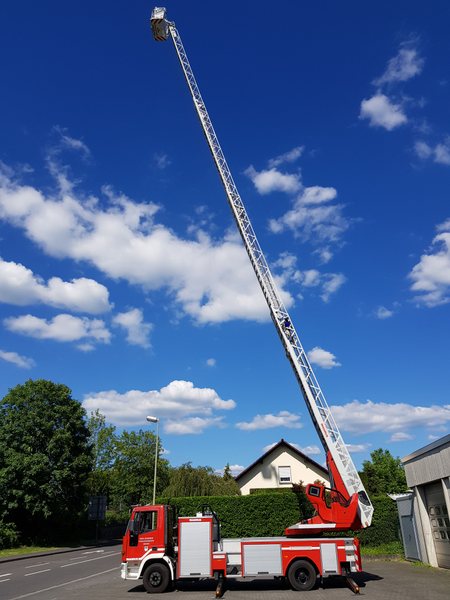 Der Gottesdienst im Feuerwehrhaus steht unter der berschrift Himmelsleiter. (Foto: privat)