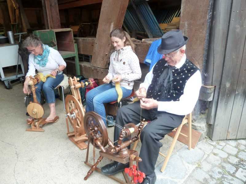 Spinnrder und Spindeln drehten sich um die Wette