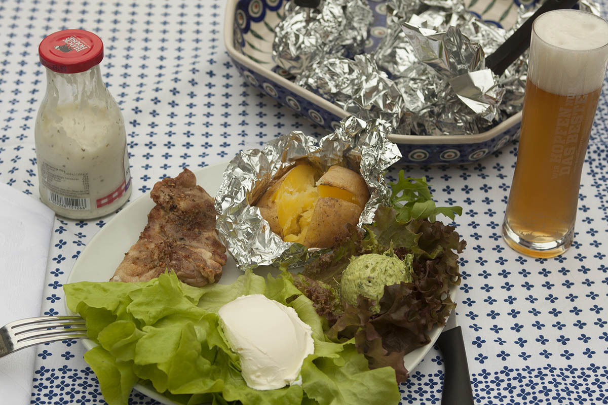 Westerwlder Rezepte - Folienkartoffeln mit gegrillten Hhnchensteaks