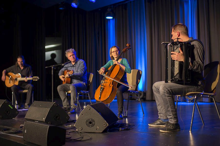 Folk & Fools 2019. Archivfoto Helmi Tischler-Venter