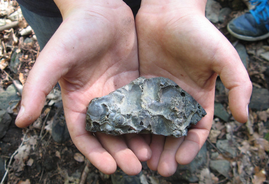 Ein junger Forscher findet den Beweis: An dieser Stelle wurde im Mittelalter Eisen erschmolzen. (Foto: Bergbaumuseum)