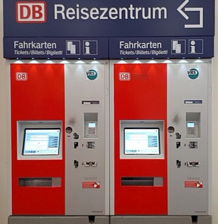 Benutzerfreundlich, robust und energiesparend sind sie, die neuen Fahrkartenautomaten der Deutschen Bahn auf den Bahnhfen im Rheinland. (Foto: Deutsche Bahn AG/Nahverkehr Rheinland) 