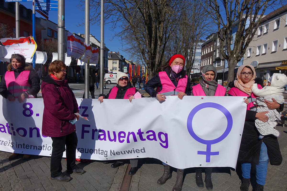 Arbeitskreis Internationaler Frauentag Neuwied fordert faire Chancen fr Frauen 