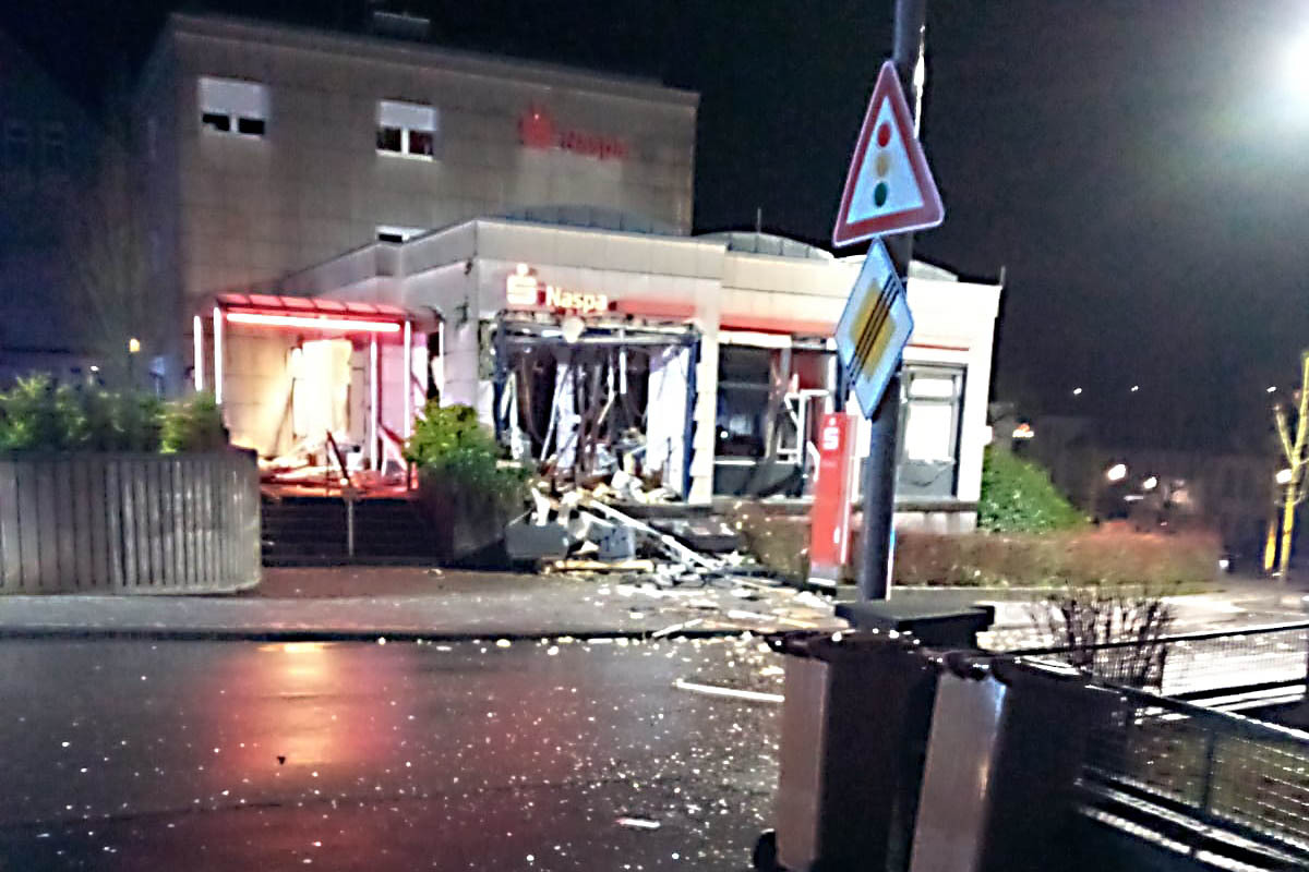 Die nach der Sprengung zerstrte Naspa-Front. (Foto: privat)