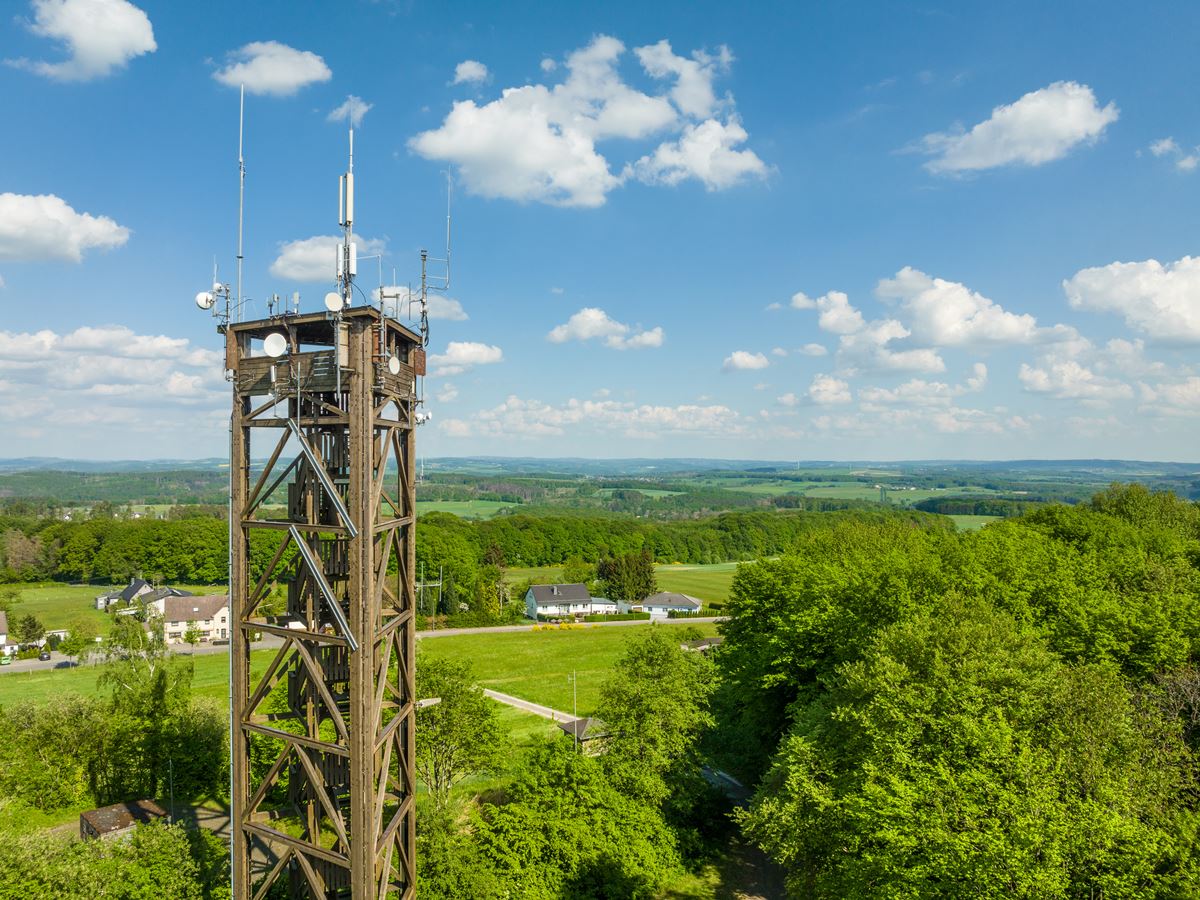 Ziel der nchsten KuV-Radwanderung: der Raiffeisen-Turm auf dem Beulskopf (Foto: Dominik Ketz)