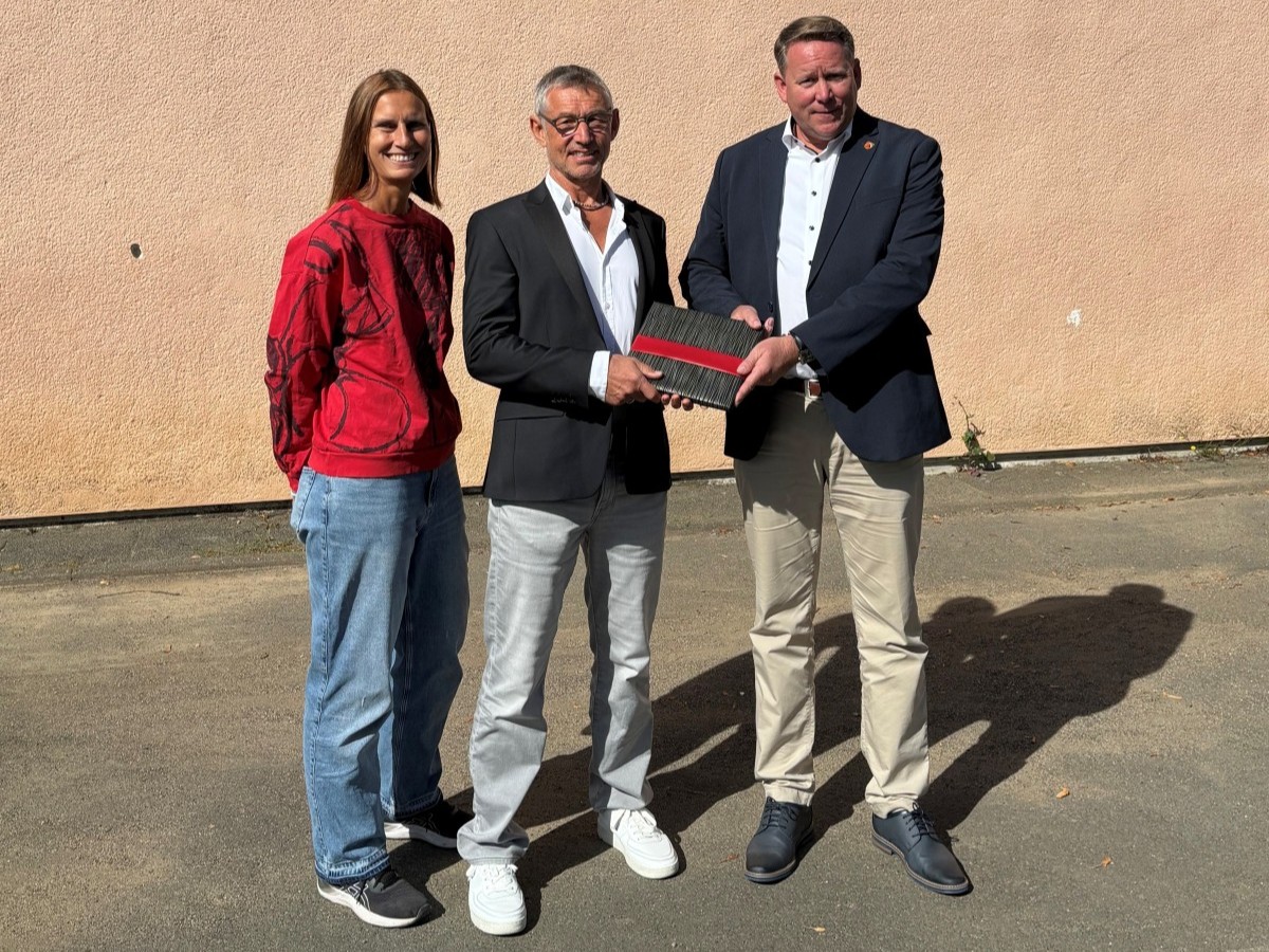Ulrike Renk, Achim Fasel und Brgermeister Joachim Brenner. (Foto: Verbandsgemeindeverwaltung Betzdorf-Gebhardshain, Jennifer Patt)