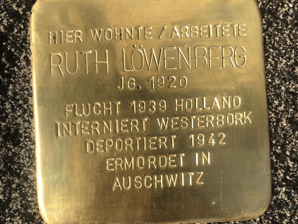 Der Stolperstein erinnert an eines der Opfer des Nationalsozialismus. (Foto: Veranstalter)