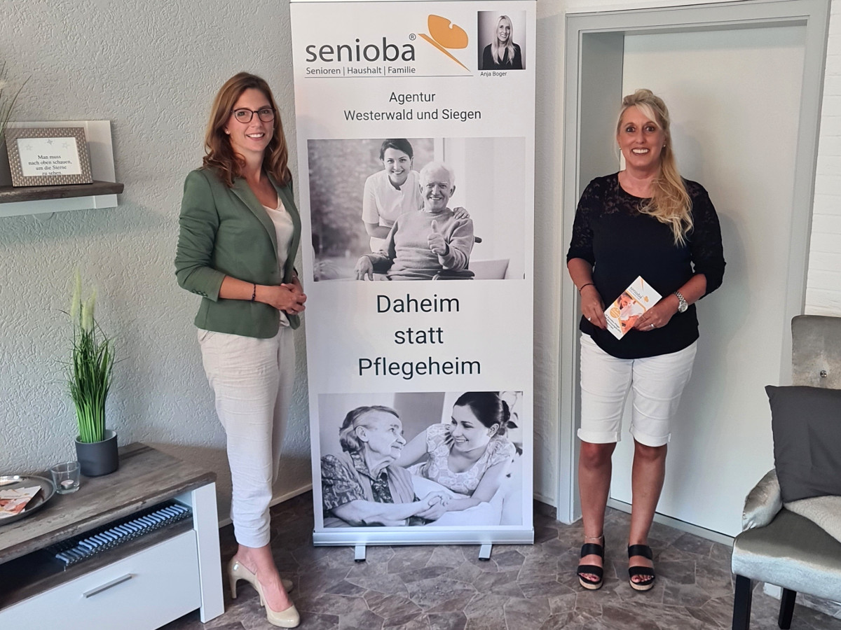 Sabine Bätzing-Lichtenthäler zu Besuch bei senioba in Gebhardshain