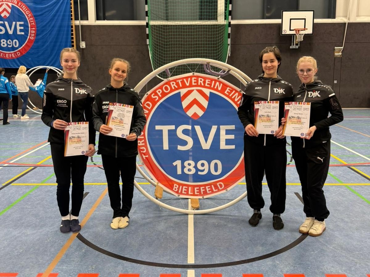 Die Teilnehmerinnen des DJK Wissen beim German Open im Rh�nradturnen (Foto: Angelina M�ller)