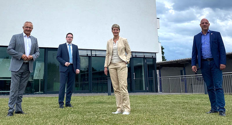 Informationsbesuch bei der Firma Geutebrck in Windhagen