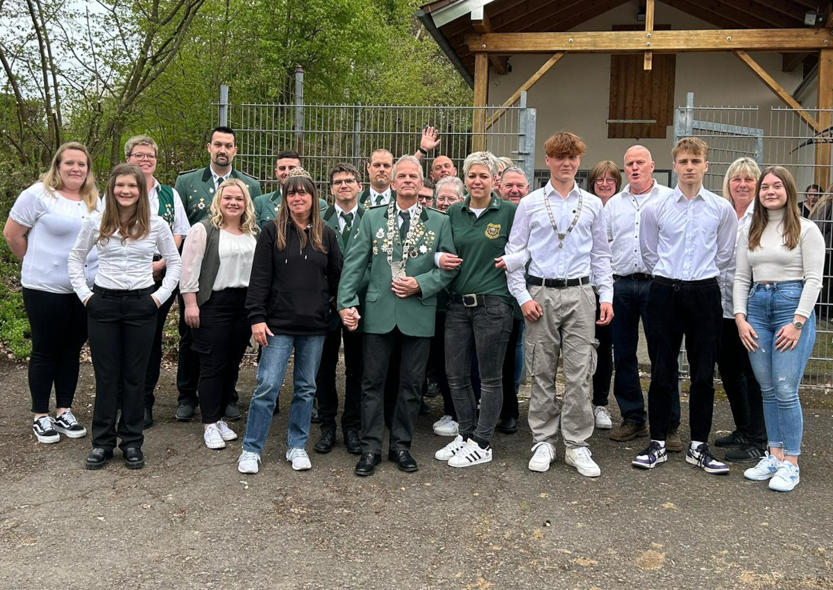 Neue Majestäten beim Königsschießen der SGi Giershofen 1967