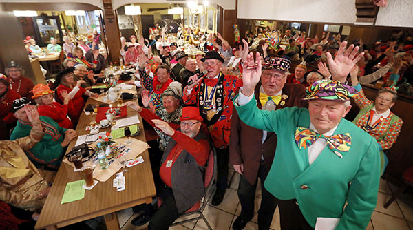 Gladbacher Kolpingsenioren gehen schwungvoll in heie Phase