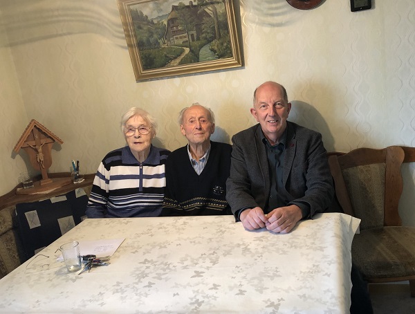 Adeline und Bernhard Pfeifer sind seit 70 Jahren verheiratet. (Foto: OG)