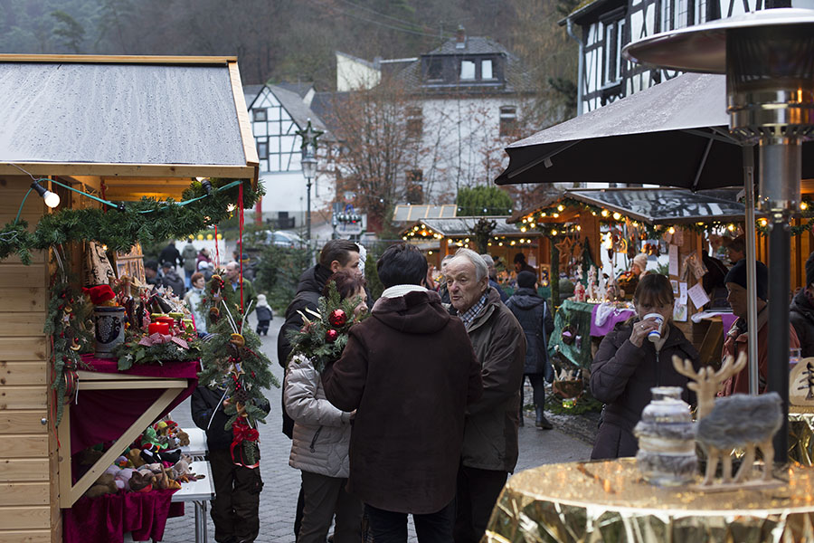 Kleiner, feiner Christkindlmarkt in Grenzau