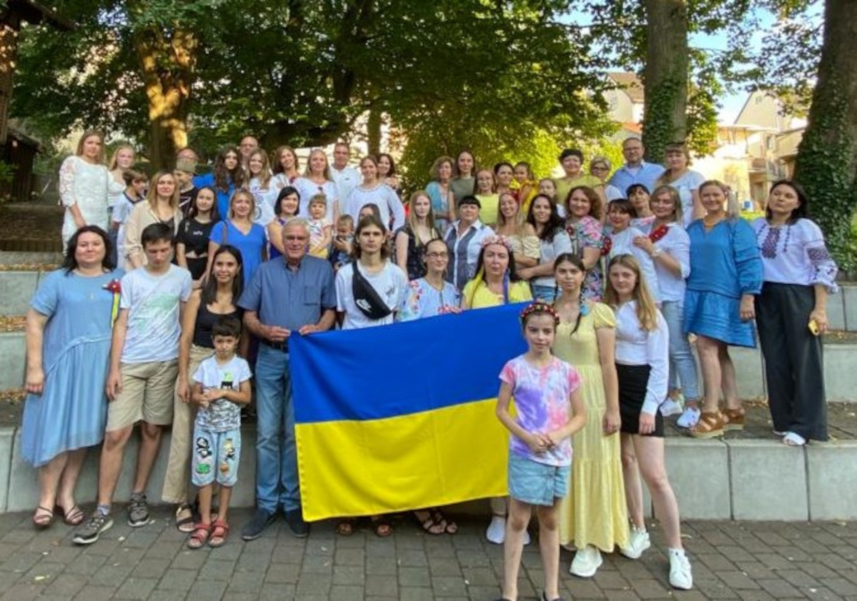 "Danke sagen!": Ukrainischen Unabhngigkeitstag im Caf Welcome in Hhr-Grenzhausen gefeiert