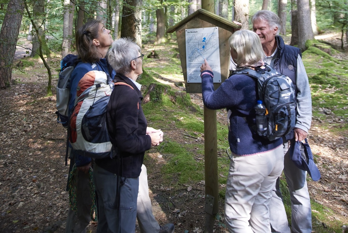 Unter dem Motto "Wald und Wild im Naturpark Nassau" ist Hhr-Grenzhausen der Ausgangspunkt fr die vierte Samstag-Wanderung im September. (Foto: privat)