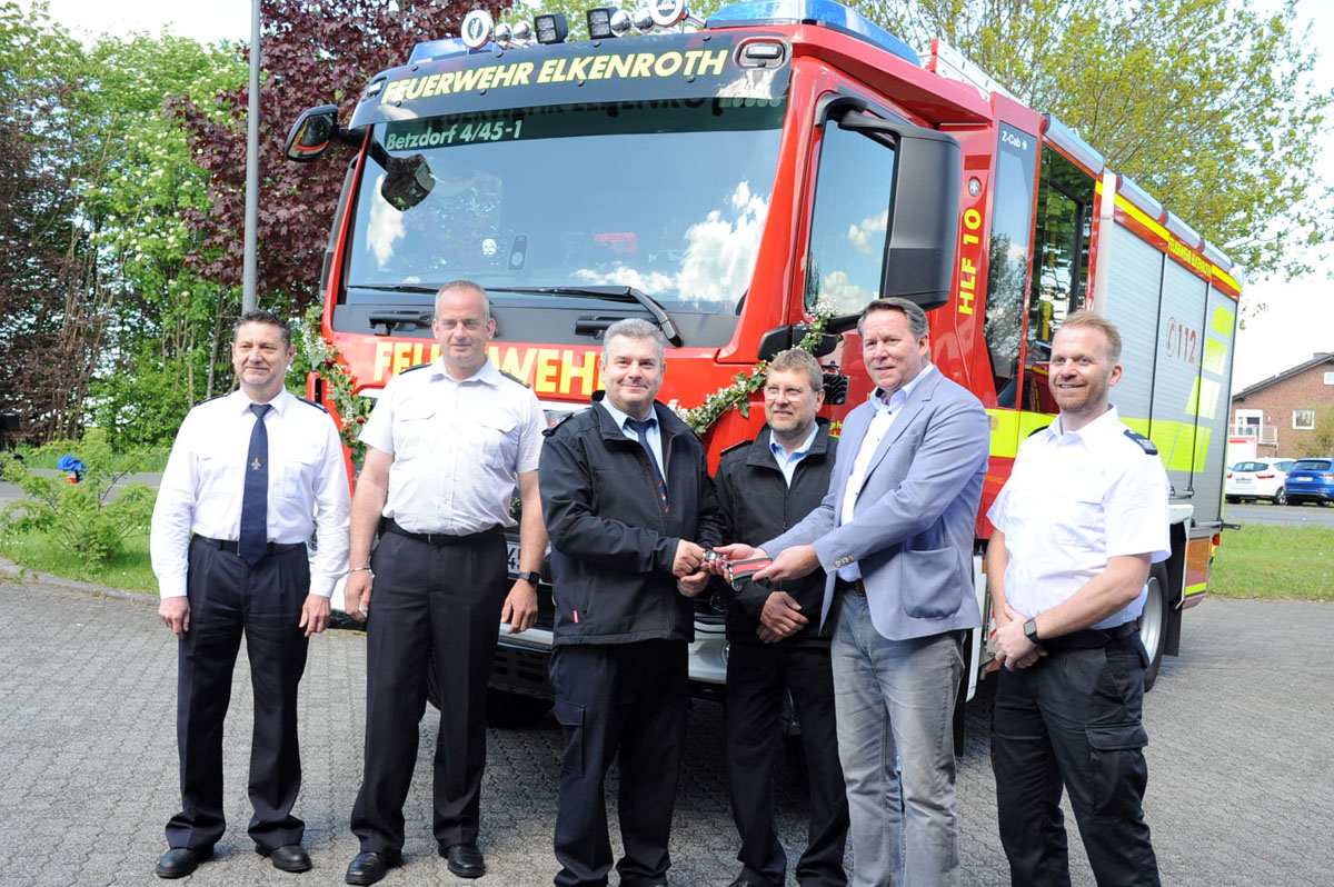 Familienfest beim Lschzug Elkenroth - Offizielle Indienststellung eines neuen Fahrzeuges