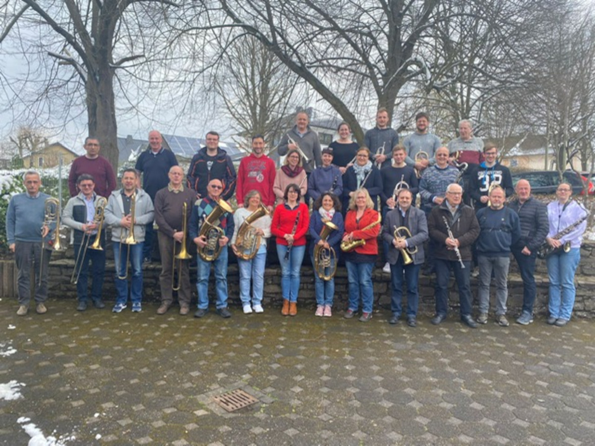Mrsche, Polka, Musical und moderne Blasmusik vom Musikverein Heimbach-Weis