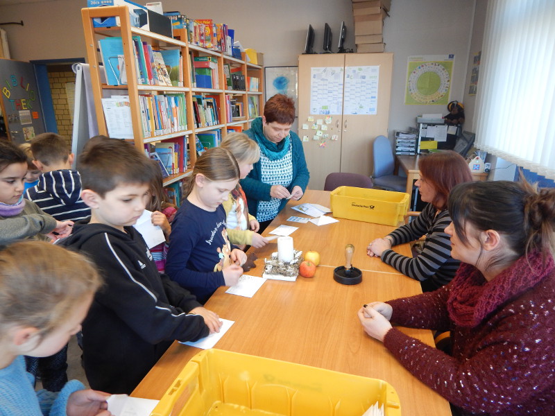 Die Kinder aus der Grundschule Hamm haben dem Weihnachtsmann Briefe geschrieben. Foto: Privat