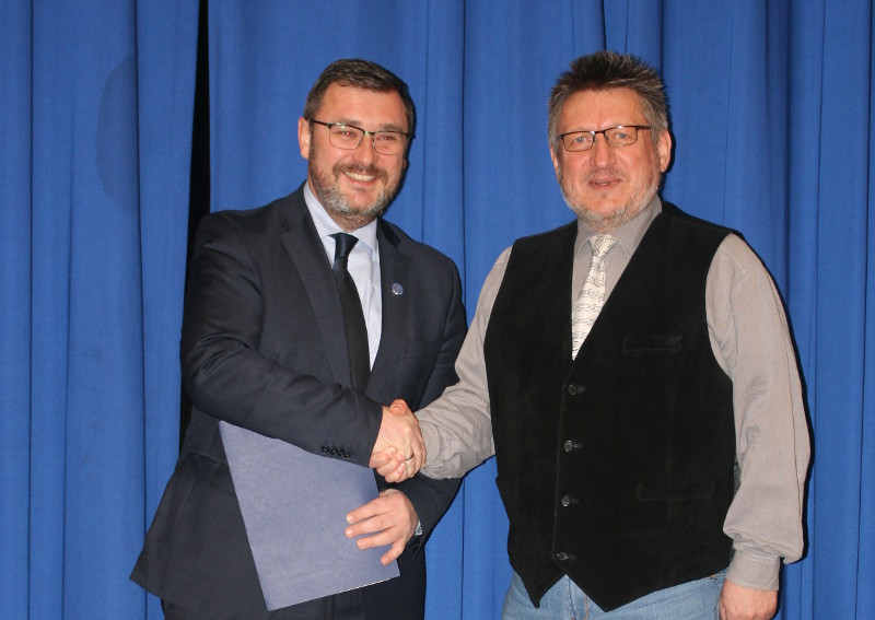 Michael Bohl mit Landesverdienstmedaille ausgezeichnet