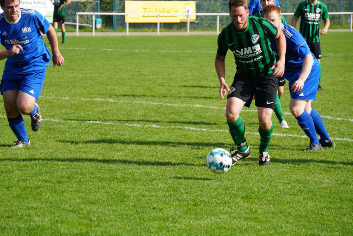 Marco Karmann, aktuell Fhrender in der Torschtzenliste der B2 mit 11 Treffern, in Aktion. (Foto: Verein)