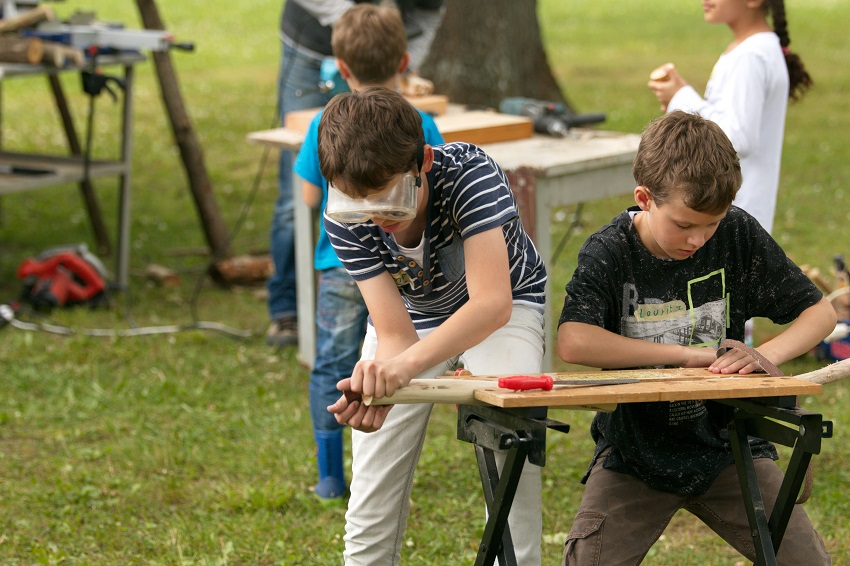 (Fotos: Holz- und Musikwerkstatt Wald)