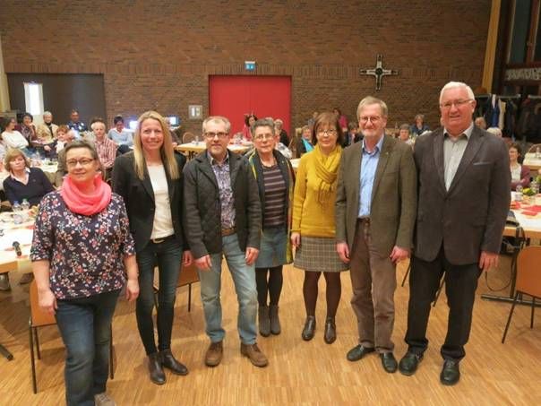 Von links nach rechts: Birgid Keller, Simone Schwenk, Hans-Gnter Willuweit, Monika Schneider, Rita Gerhards, Andreas Wechsung, Friedhelm Simon. Foto: privat