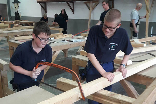 HWK lud Jugendfeuerwehren zu Technik-Workshop