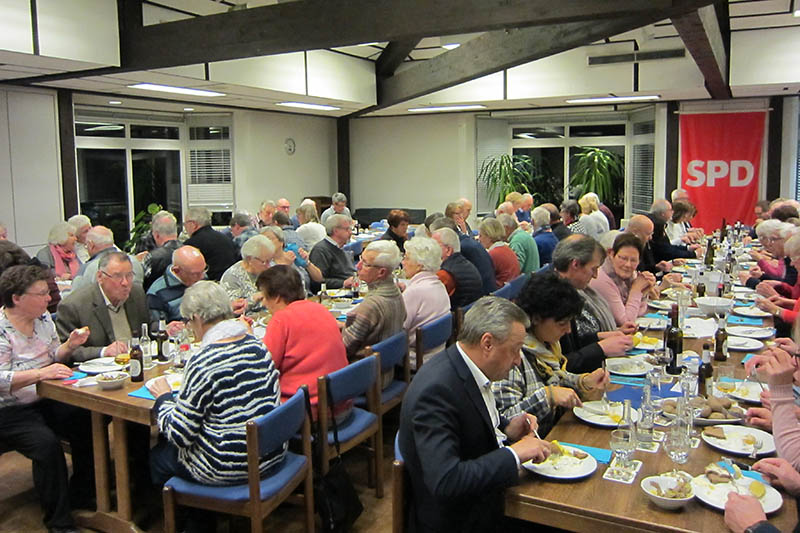 120 Gste beim 21. Heringsessen der SPD in Melsbach