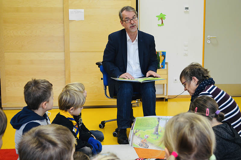 Sven Lefkowitz beim letztjhrigen Vorlesetag. Foto: pr