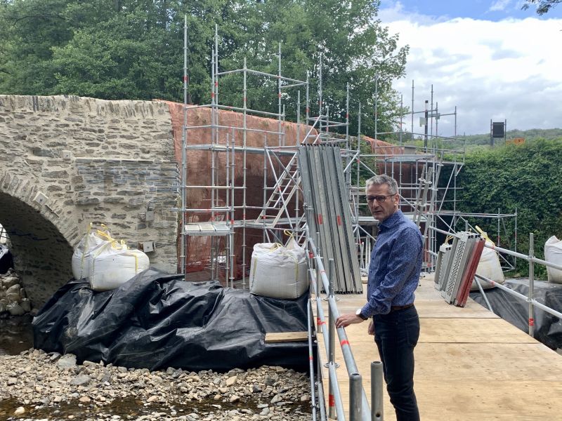 Hendrik Hering an der Brckenbaustelle. Foto: privat