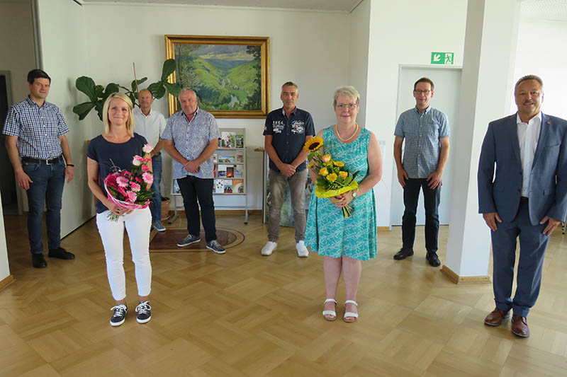 von links: Christian Schmidt, Sarah Brettnacher, Diethelm Stein, Michael Kocherscheidt, Fred Rams, Anette Schneider, Peter Hallerbach, Hans-Werner Breithausen. Es fehlen Jrgen Krmer und Christoph Cravatzo. Foto: VG