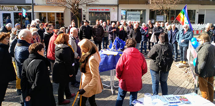 Europischer Frhling bei Demo von Pulse of Europe Neuwied 