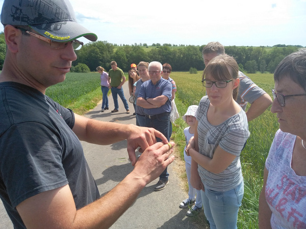 Heimische Landwirtschaft auf Tour de Flur erkundet 