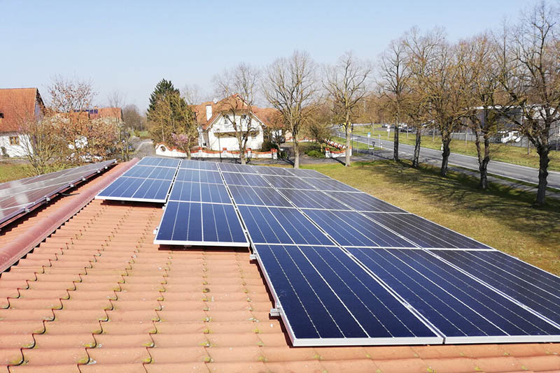 Umweltschonende Eigenstromversorgung fr Haus und E-Auto