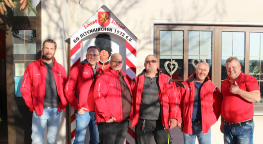 Die Altenkirchener Karnevalisten haben ihr Wachhuschen an ihrem Vereinslokal in der Bahnhofstrae an MonAs Eck aufgestellt. (Foto: Verein) 