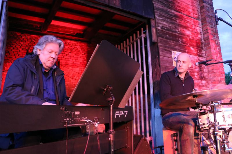 Smart Jazz Duo beim Treffpunkt Kannenofen. Fotos: Veranstalter