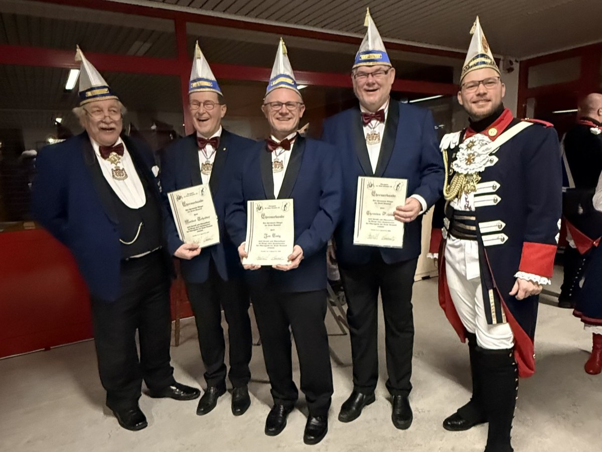 Drei Pers�nlichkeiten zu Ehrenoffizieren der Neuwieder Ehrengarde ernannt