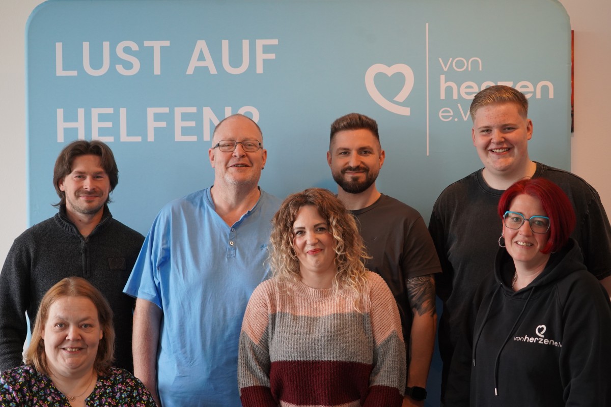 Der neu best�tigte Vorstand des Vereins "von Herzen e.V." im Rahmen der Jahreshauptversammlung in Hachenburg. Foto: LuWei-Media/Von Herzen e.V.