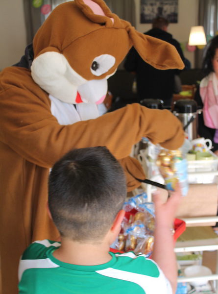 Natrlich hat sich der Osterhase angekndigt zum Stadionfest der SG 06 Betzdorf. (Foto: SG 06 Betzdorf)