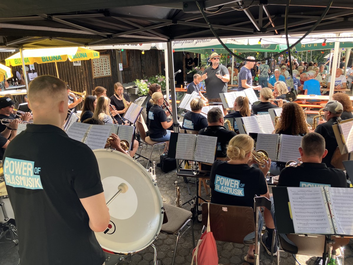 Musikverein Dermbach ldt zum diesjhrigen Waldfest ein